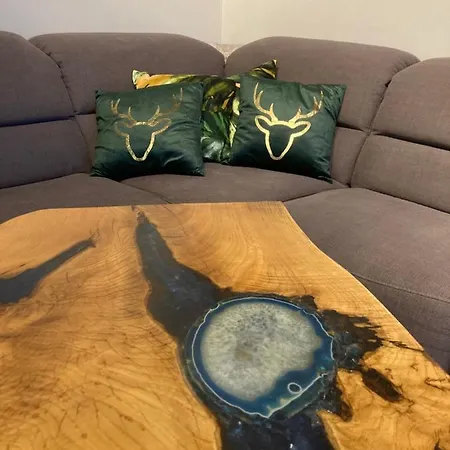 Deluxe Apartamento *